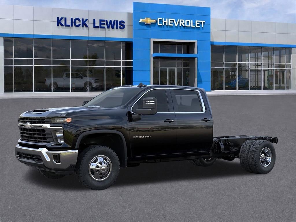 New 2026 Chevrolet Silverado 3500 LT w/ Convenience Package AWD/4WD image 2