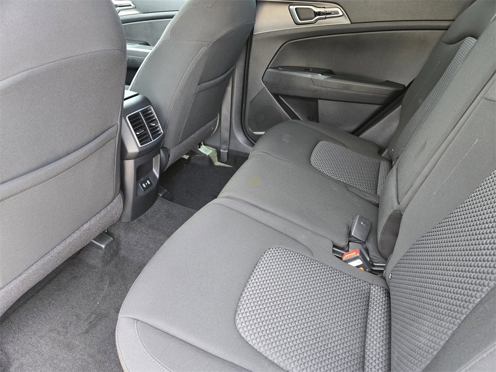 New 2026 Kia Sportage LX w/ LX Convenience Package image 18