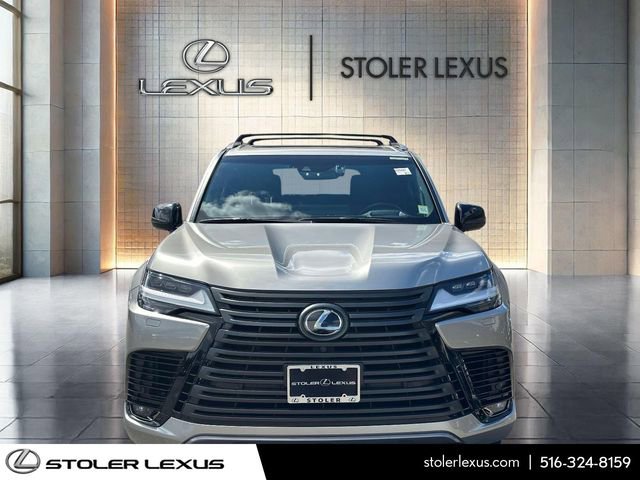 Used 2023 Lexus LX 600 4WD w/ Appearance Package image 8