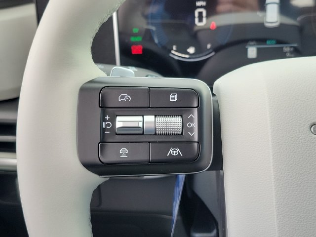New 2026 Hyundai Santa Fe SE FWD image 5