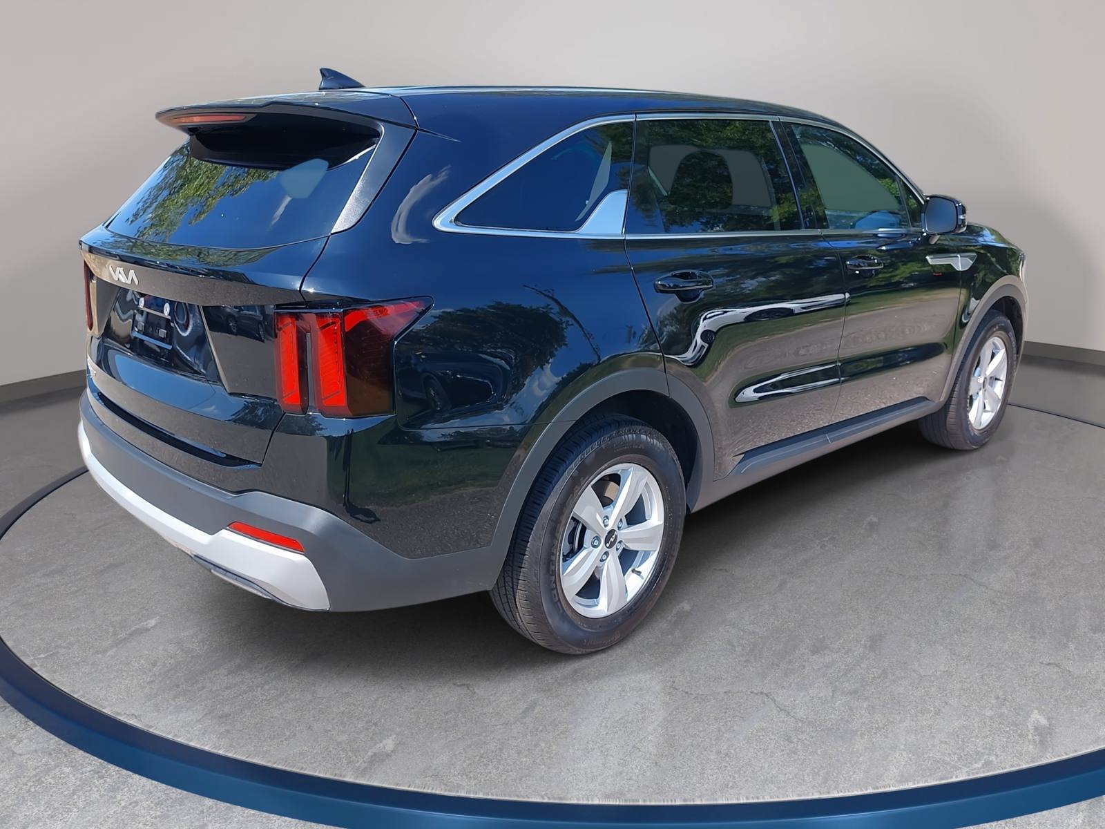 New 2026 Kia Sorento LX FWD image 5