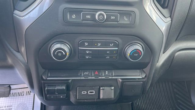 Used 2023 Chevrolet Silverado 2500 Custom w/ Custom Value Package image 17