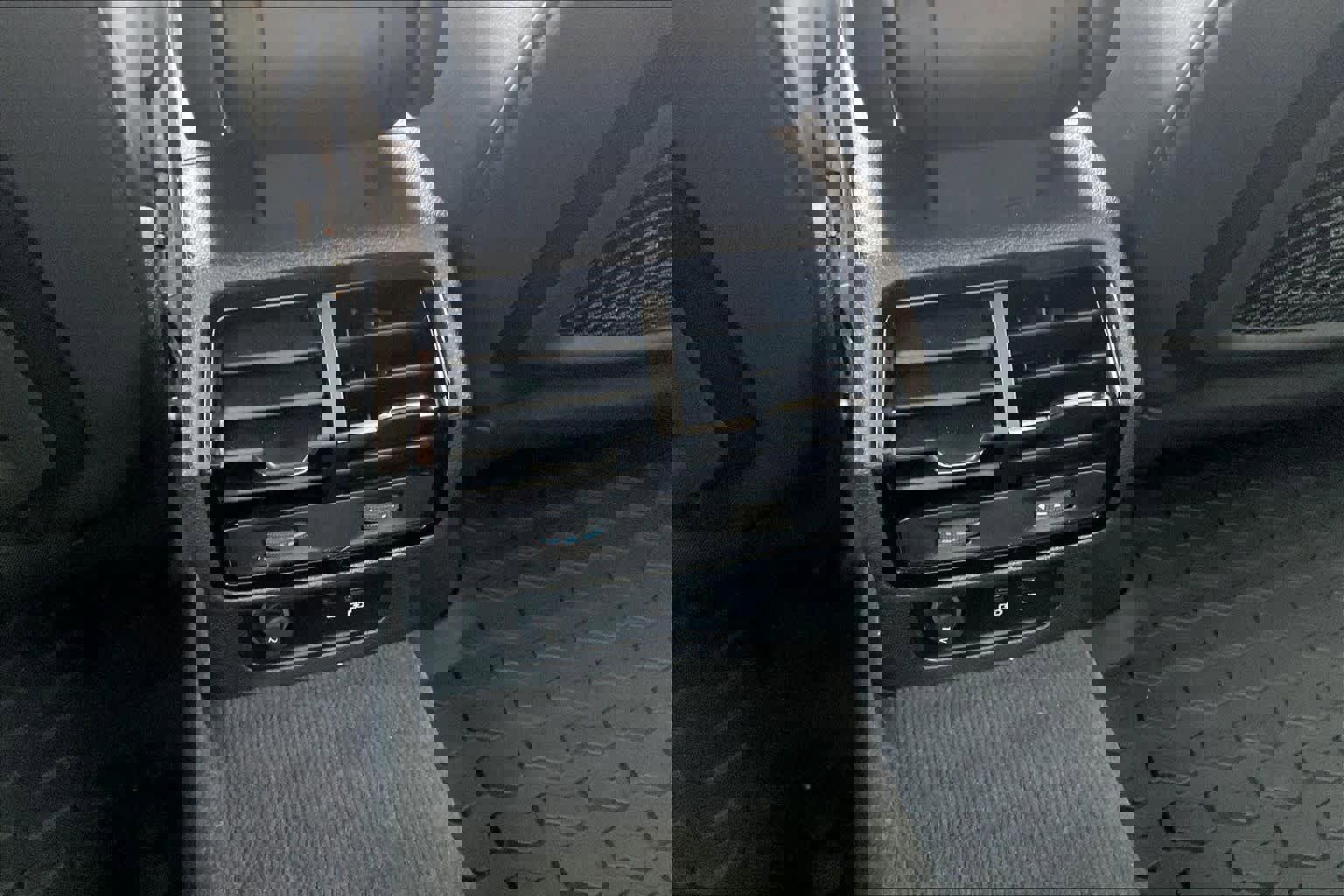 Used 2025 Audi Q3 2.0T Premium Plus image 37