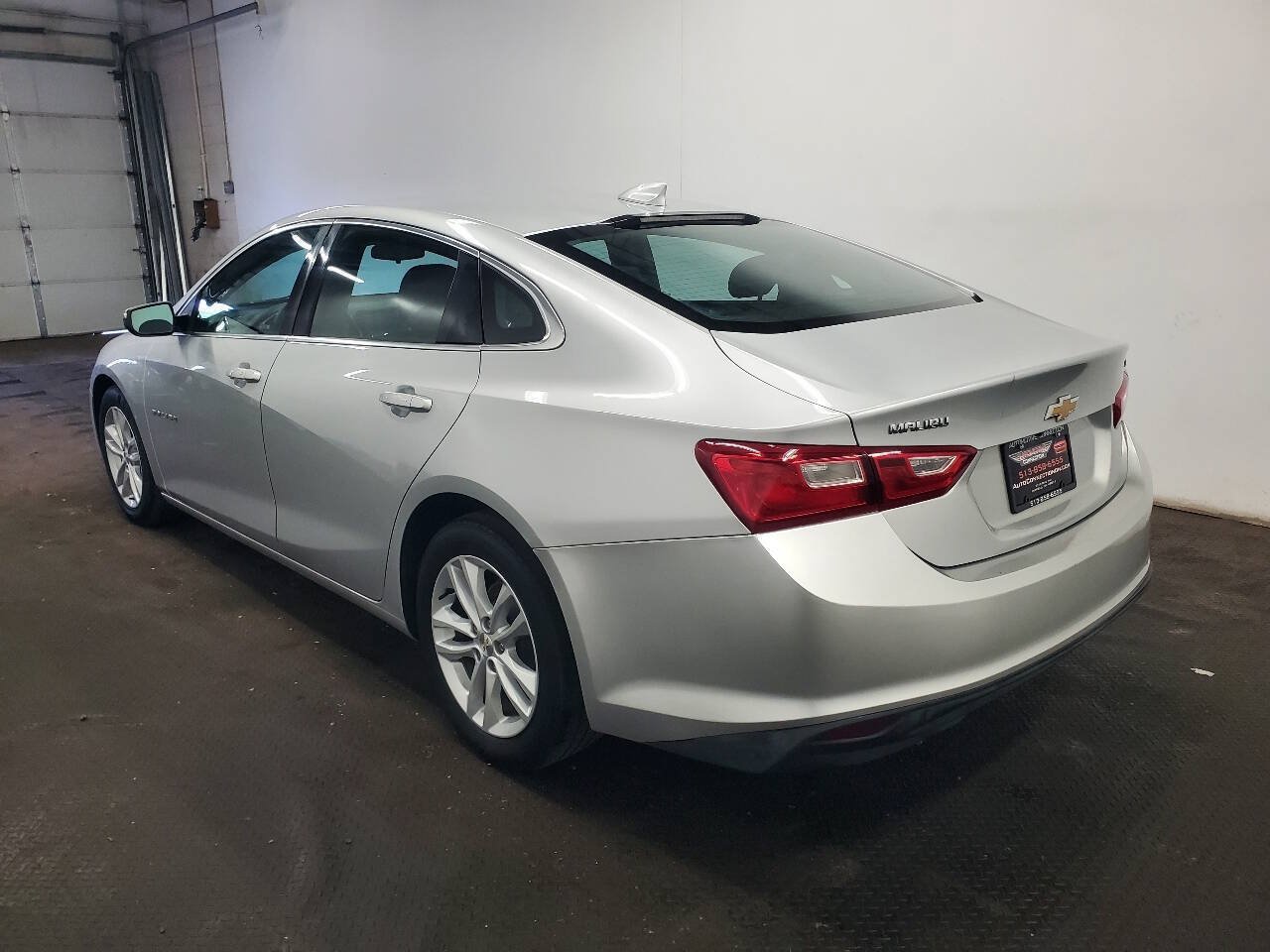 Used 2018 Chevrolet Malibu LT FWD image 5