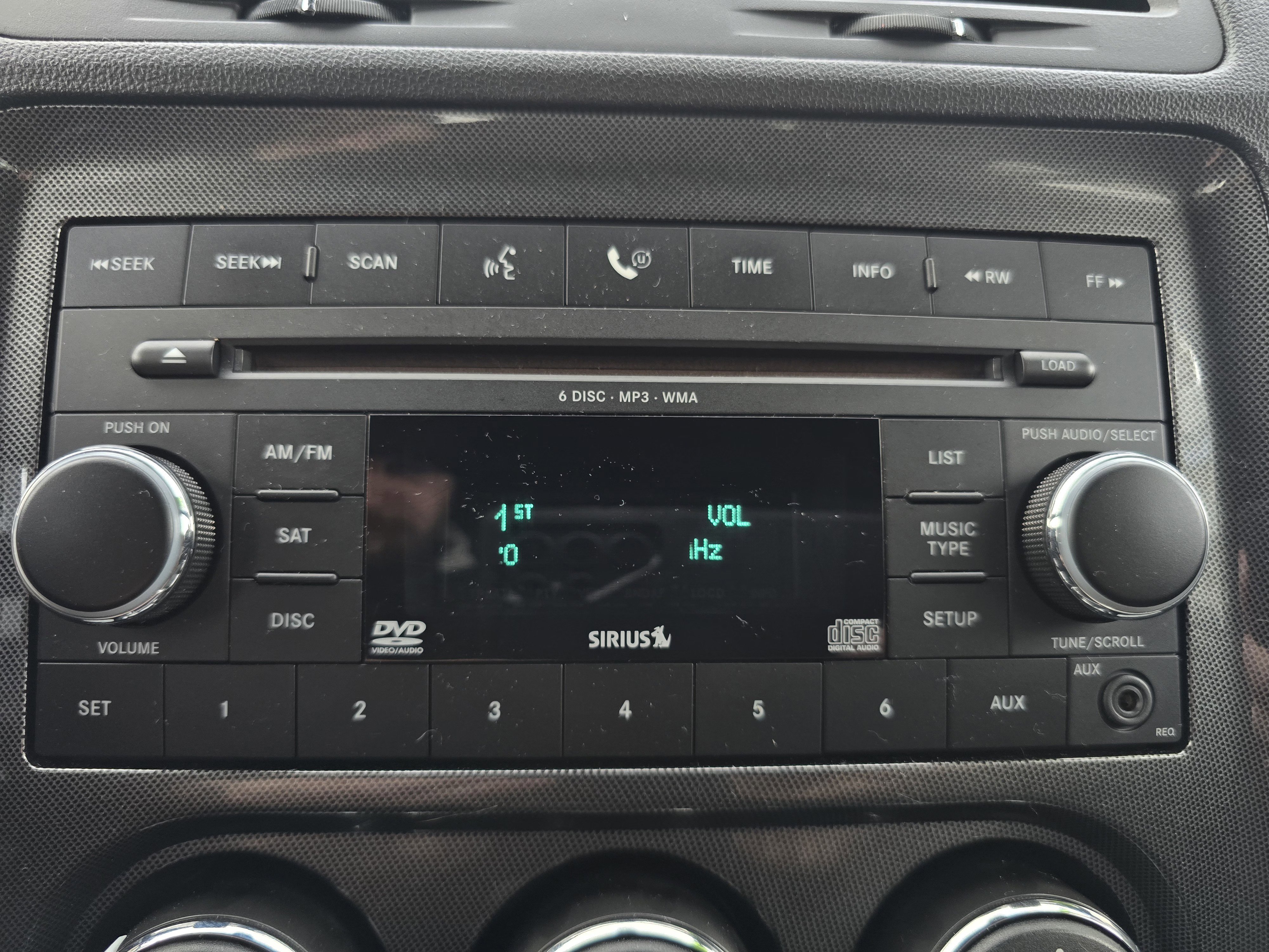 Used 2009 Dodge Challenger R/T w/ Sound Group image 25