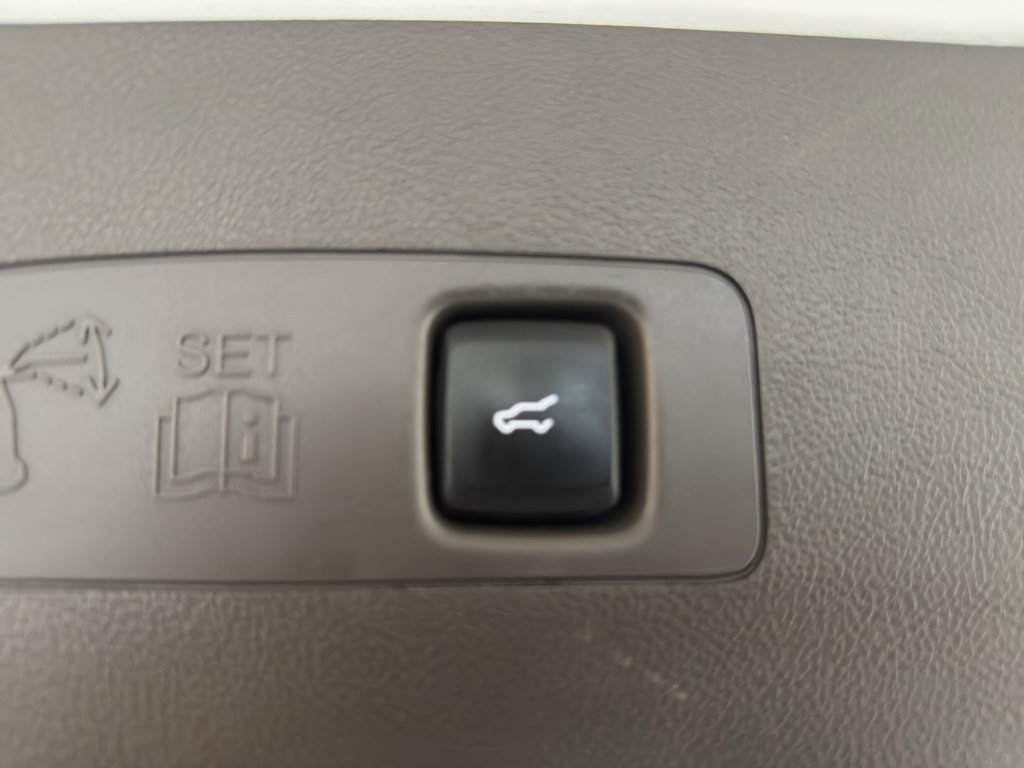 Used 2022 Lincoln Corsair Reserve w/ Equipment Group 201A image 20