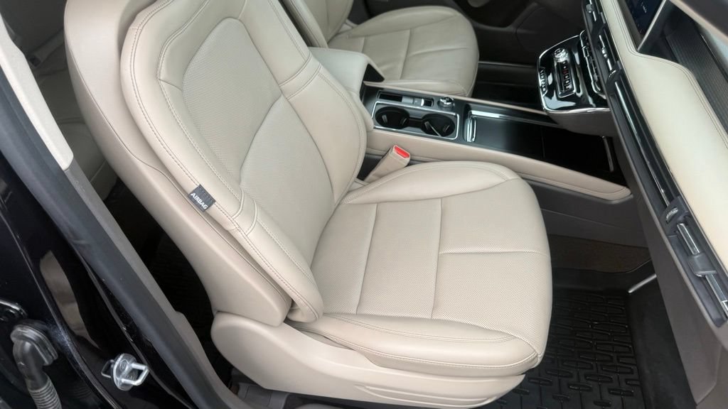 Used 2023 Lincoln Corsair AWD w/ Equipment Group 101A image 57