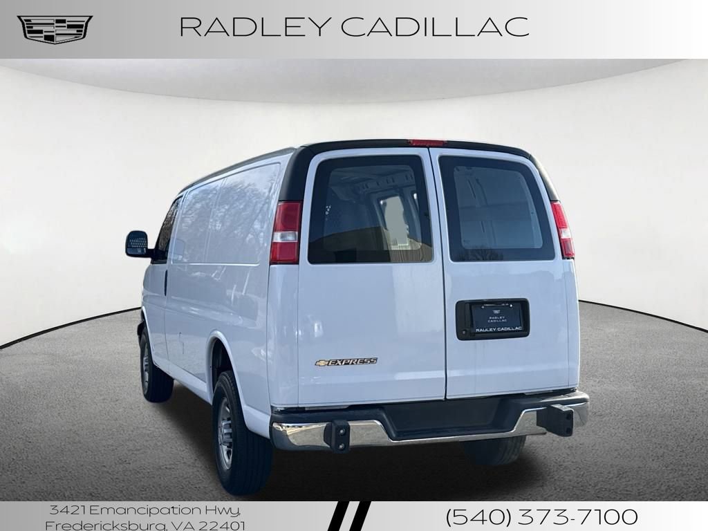 Used 2024 Chevrolet Express 2500 w/ Driver Convenience Package image 3