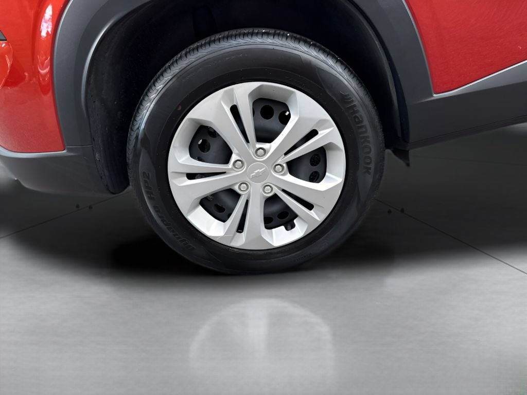 Used 2024 Chevrolet Trax LS FWD image 15