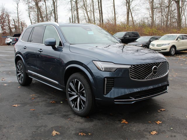 New 2026 Volvo XC90 B5 Core w/ Protection Package Premier image 1