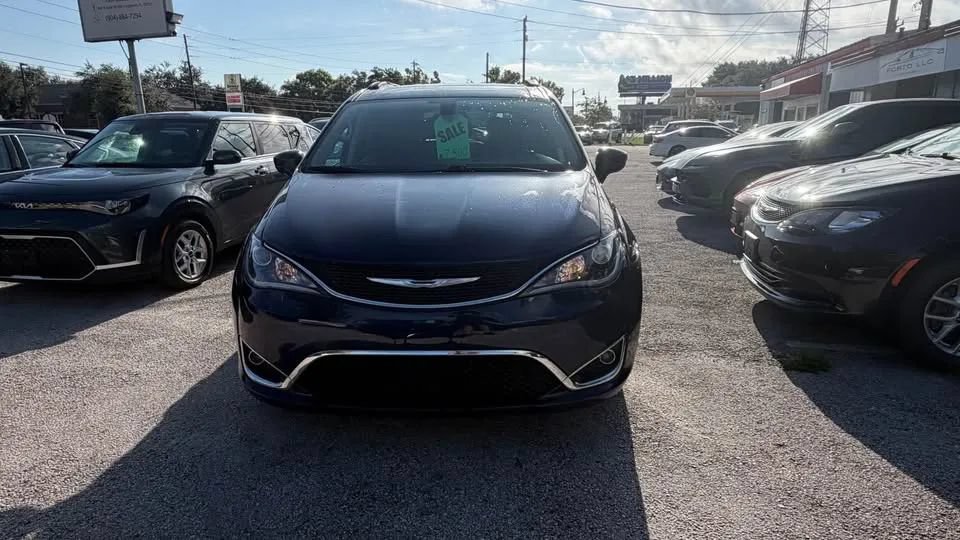Used 2017 Chrysler Pacifica Touring-L