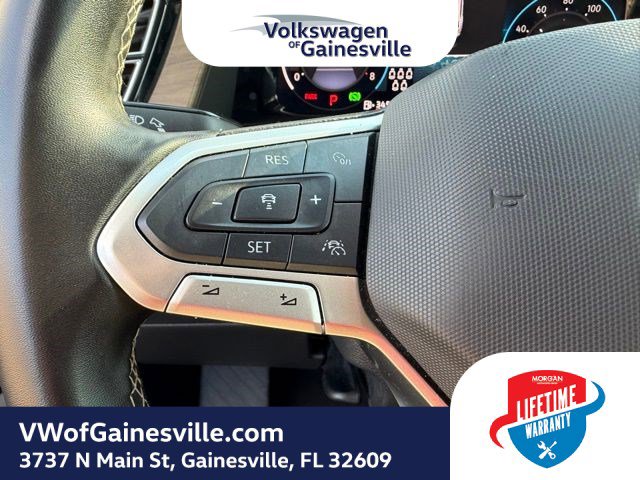 Used 2025 Volkswagen Atlas SE image 25