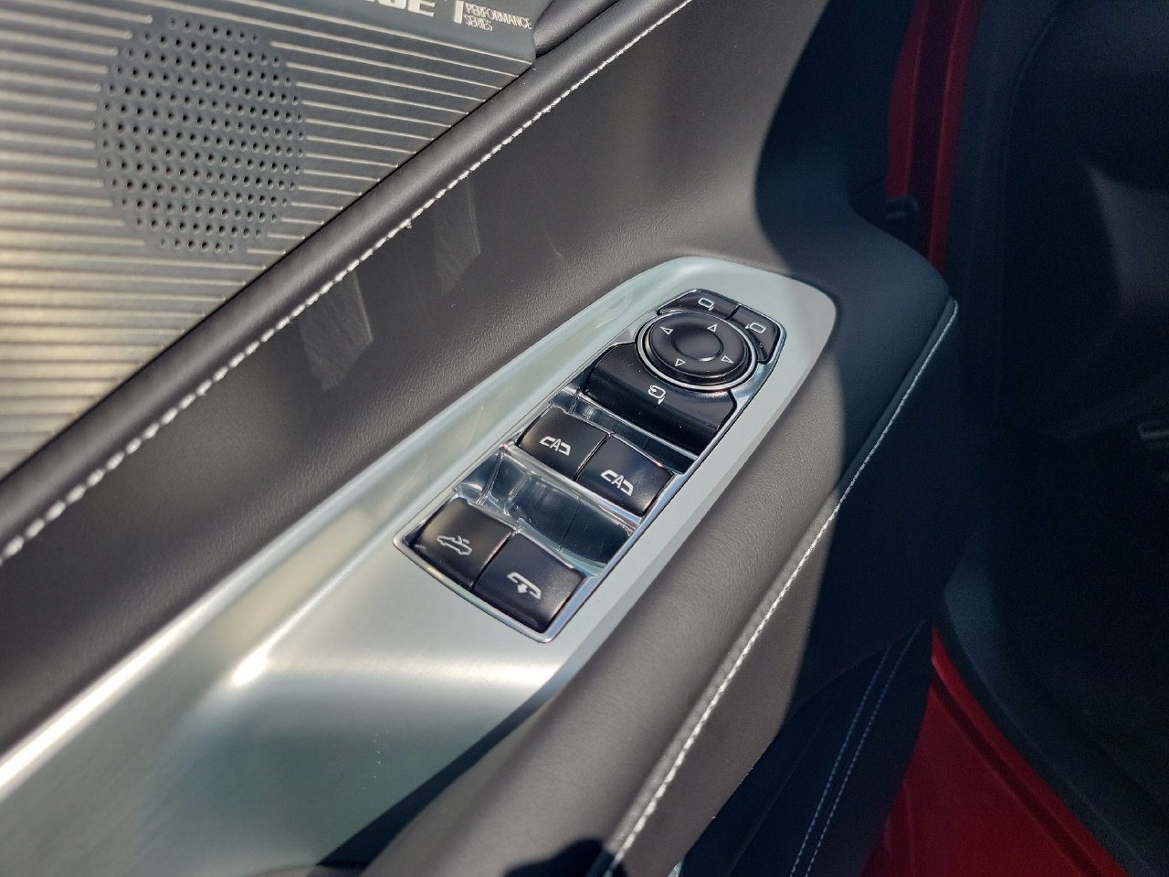 New 2027 Chevrolet Corvette Stingray Convertible RWD image 10