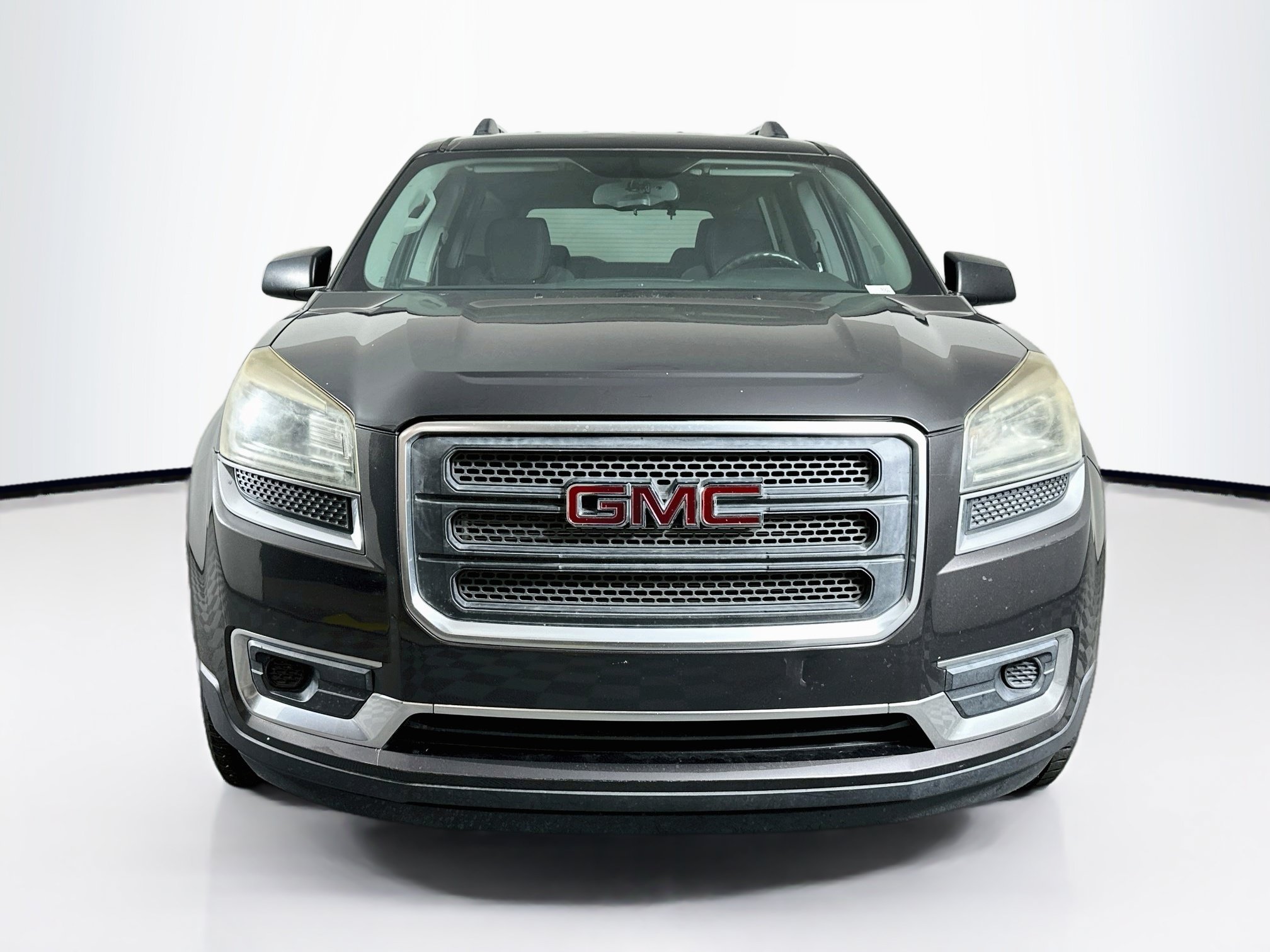 Used 2016 GMC Acadia SLE FWD image 2