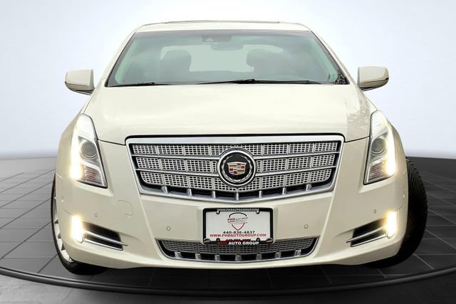 Used 2015 Cadillac XTS Platinum image 2