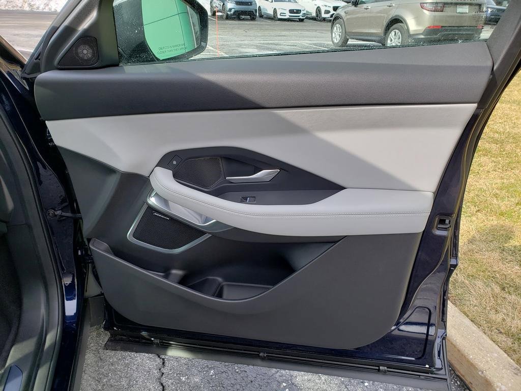 New 2024 Jaguar E-PACE R-Dynamic SE image 18