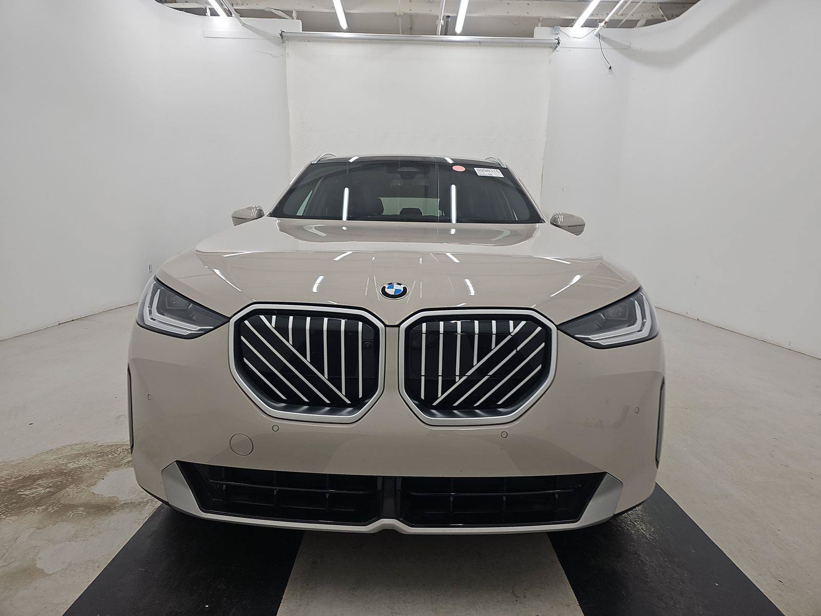 Certified 2026 BMW X3 xDrive30i AWD/4WD image 2