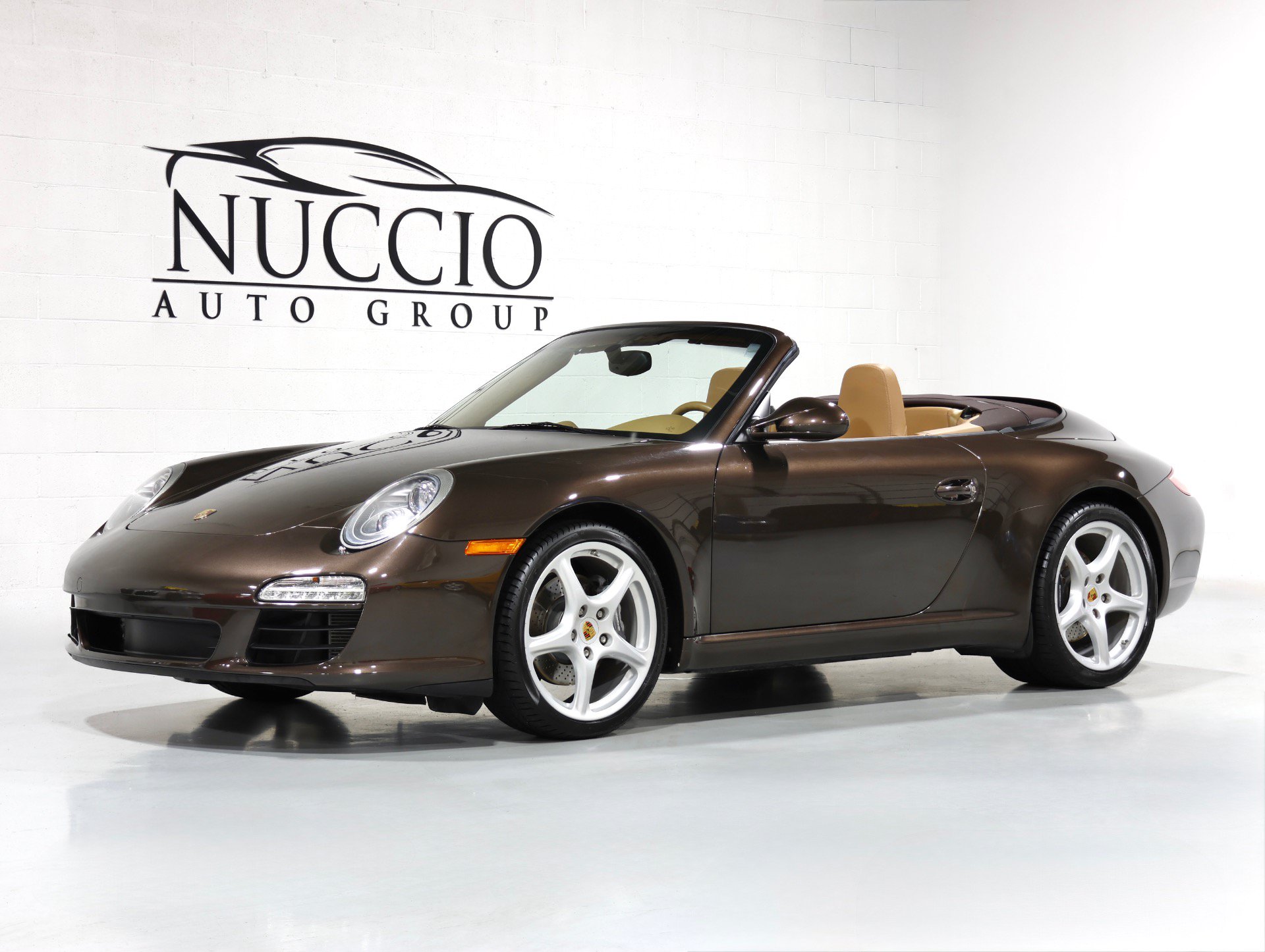 Used 2011 Porsche 911 Cabriolet image 1
