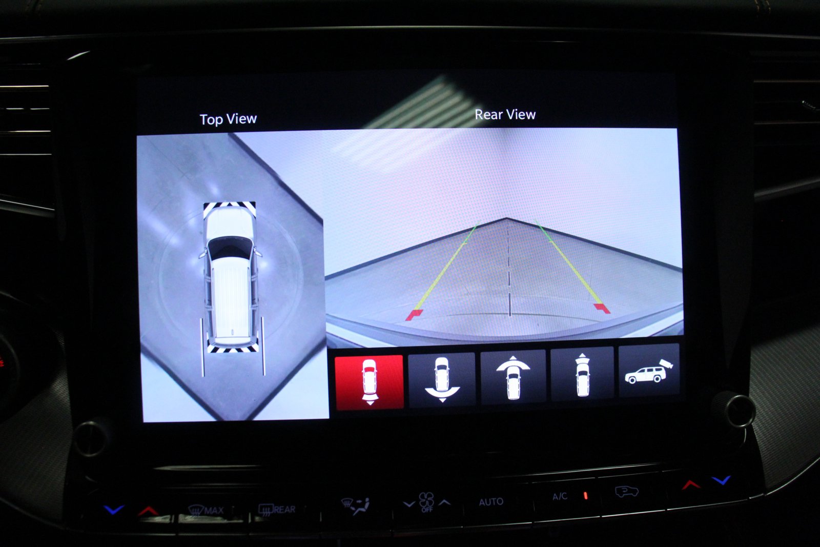 New 2023 Jeep Grand Wagoneer Series III AWD/4WD image 28