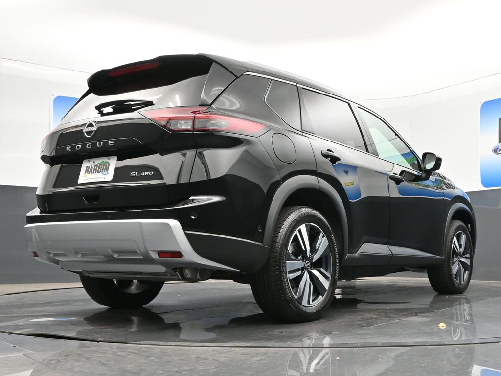 Used 2024 Nissan Rogue SL w/ SL Premium Package image 24