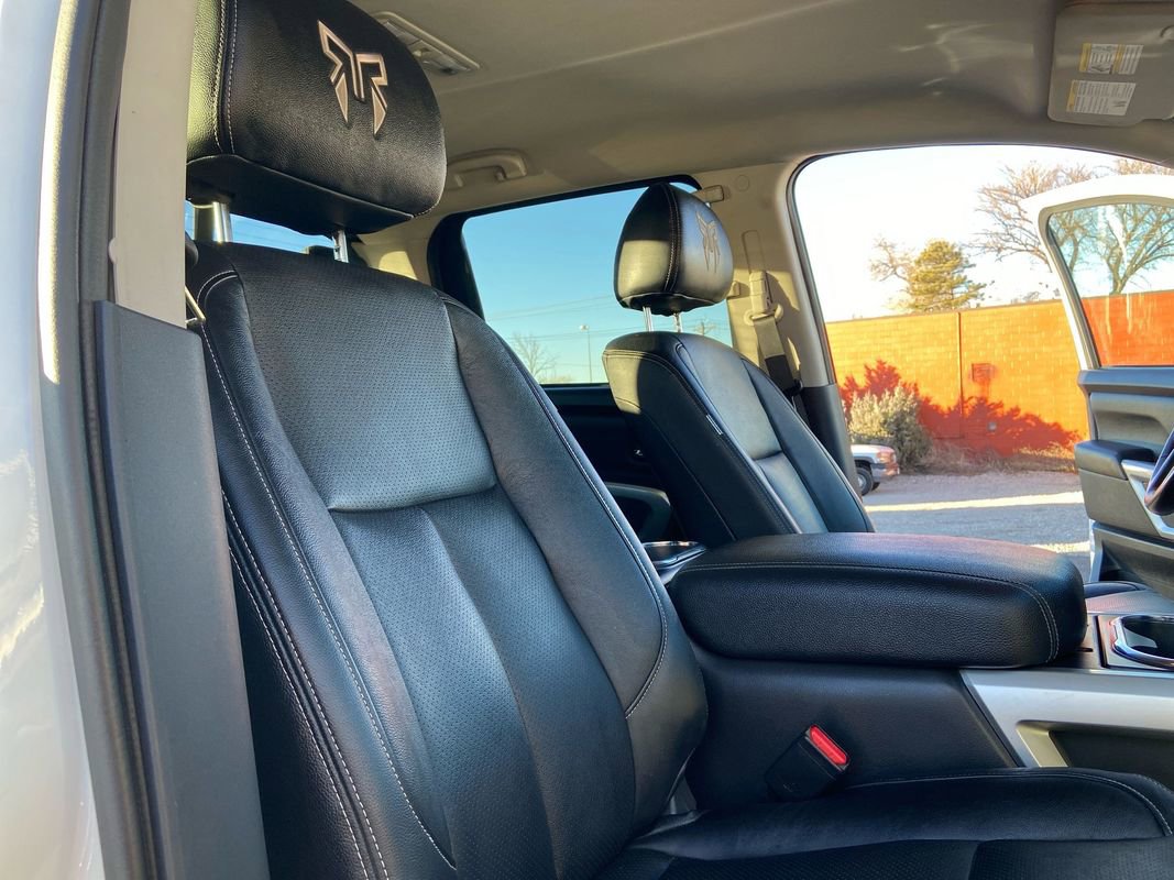 Used 2023 Nissan Titan SV w/ SV Convenience Package image 30