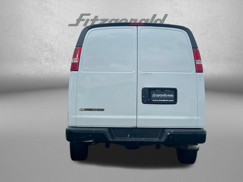 Used 2023 Chevrolet Express 2500 Extended w/ Driver Convenience Package RWD image 7