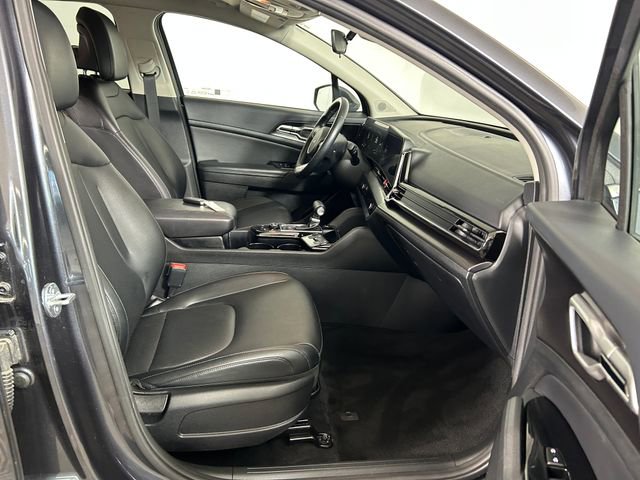 Used 2023 Kia Sportage EX image 29