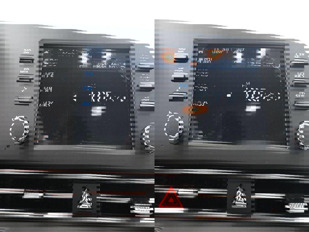 New 2025 Hyundai Elantra Sport image 11