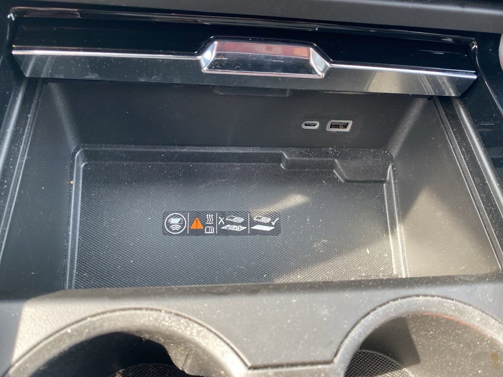 Used 2026 GMC Yukon Denali w/ Advanced Technology Package image 27