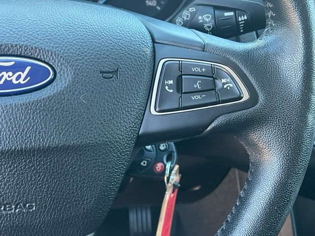 Used 2016 Ford Focus SE w/ SE Cold Weather Package FWD image 24