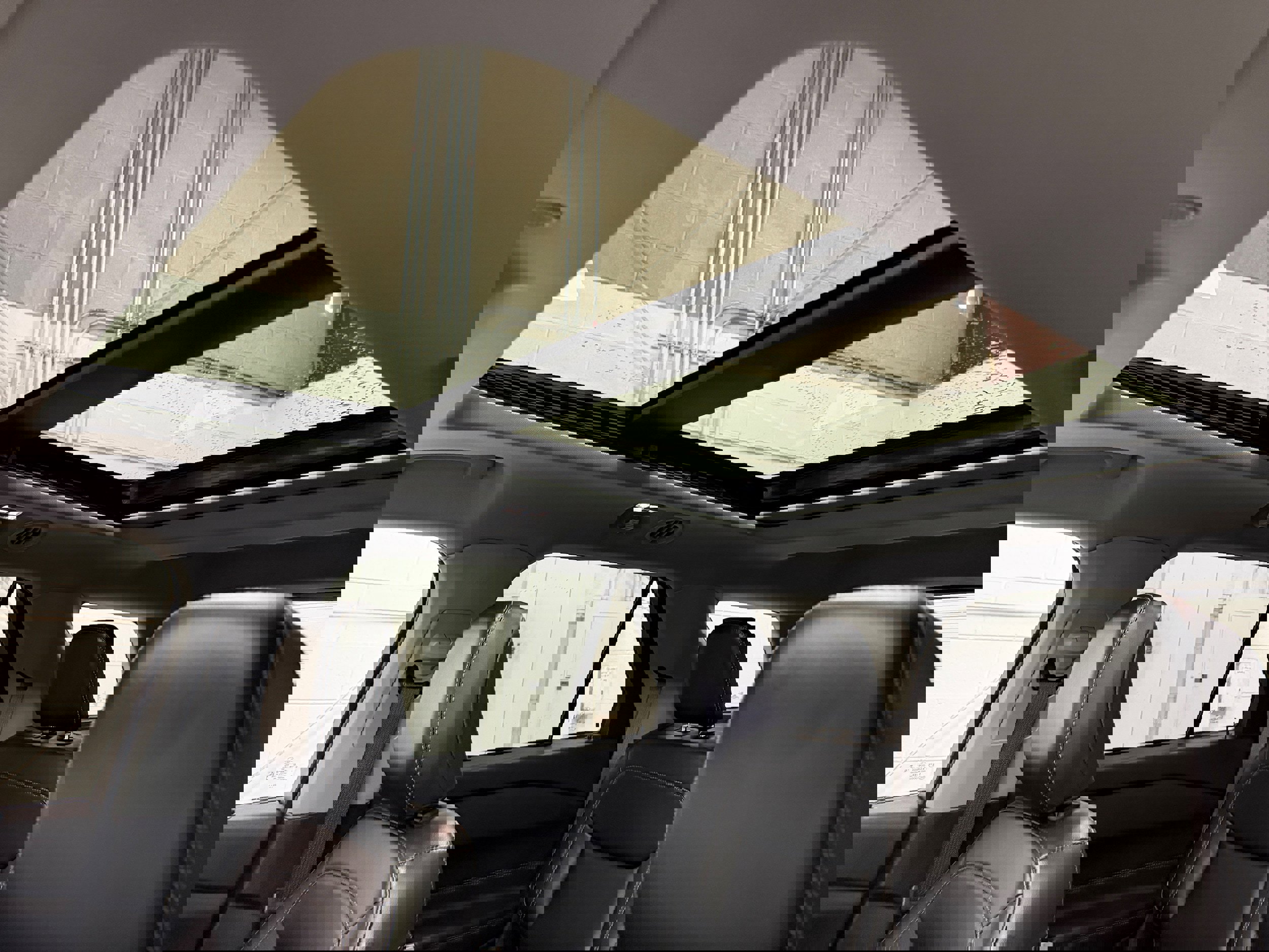 Certified 2021 Ford Explorer XLT w/ Equipment Group 202A image 28