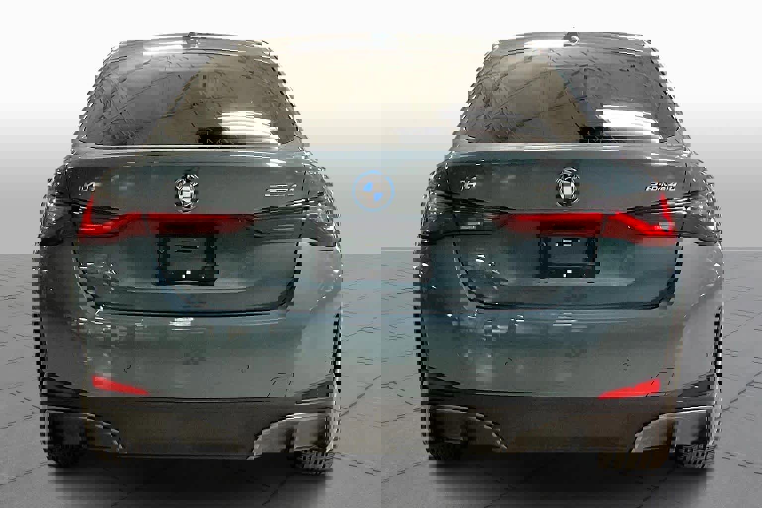 New 2025 BMW i4 eDrive40 w/ Premium Package image 4