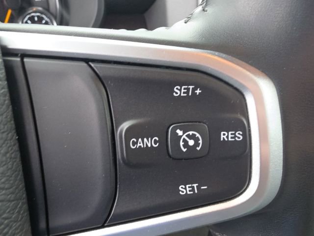 Used 2022 RAM 1500 Big Horn AWD/4WD image 13