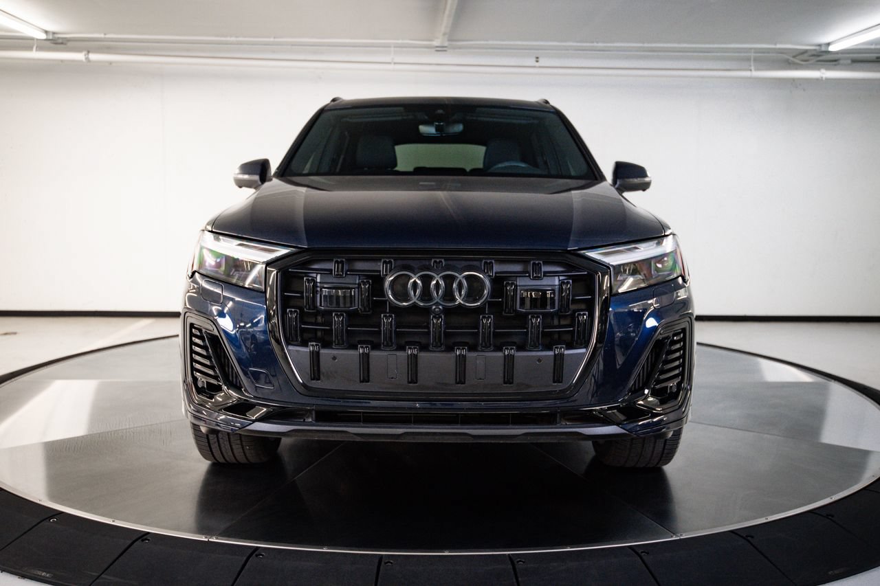 Used 2025 Audi Q7 3.0T Premium Plus w/ Premium Plus Package AWD/4WD image 10