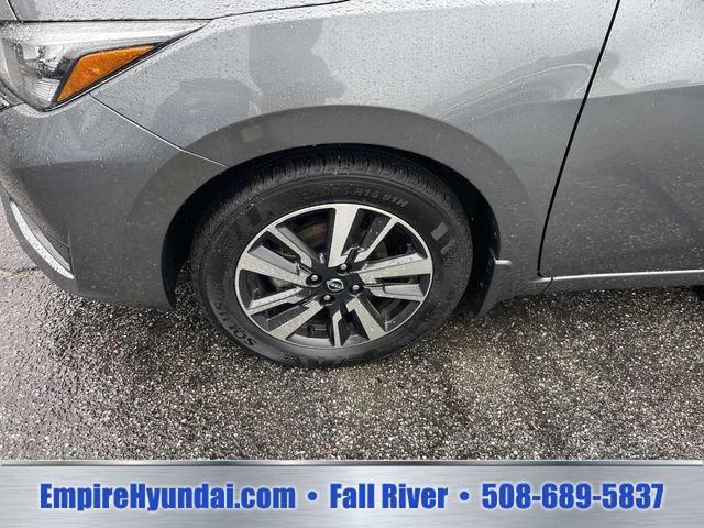 Used 2025 Nissan Versa SV w/ Trunk Package FWD image 10