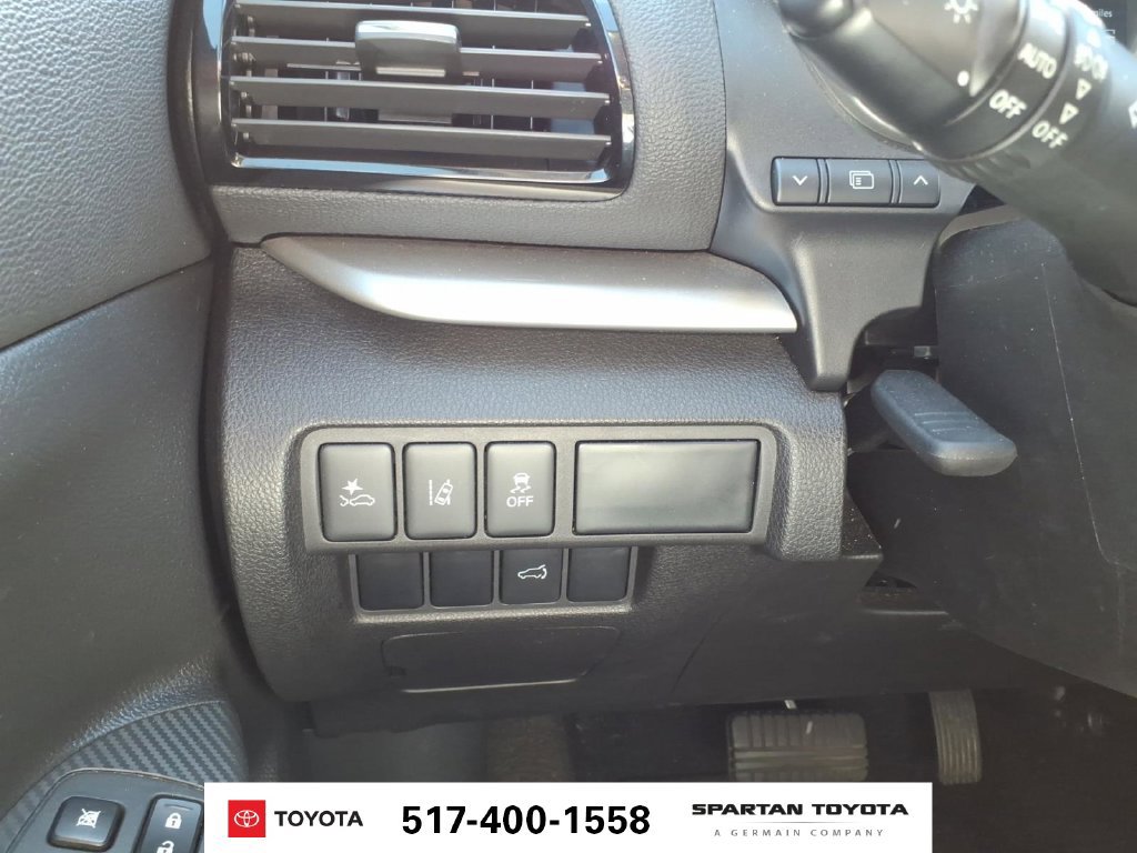 Used 2024 Mitsubishi Eclipse Cross SE AWD/4WD image 16