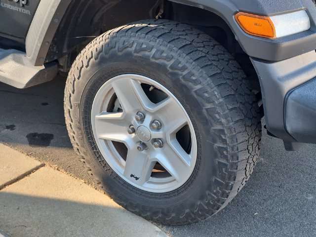 Used 2020 Jeep Gladiator Sport w/ Quick Order Package 24S AWD/4WD image 7