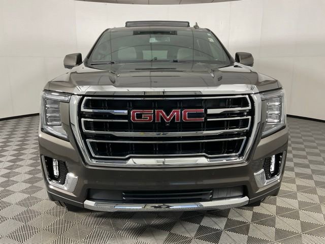 Used 2021 GMC Yukon SLT w/ SLT Premium Package image 2