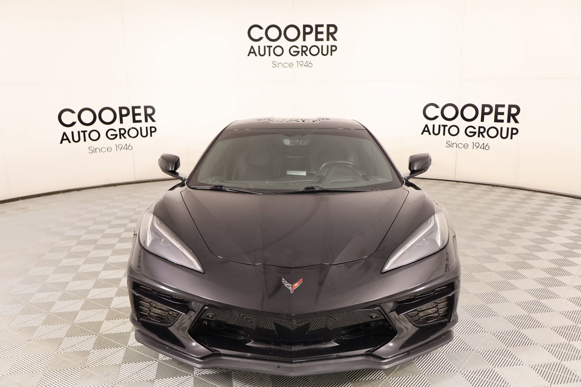 Used 2020 Chevrolet Corvette Stingray Preferred Cpe w/ 2LT Preferred Equipment Group RWD image 9