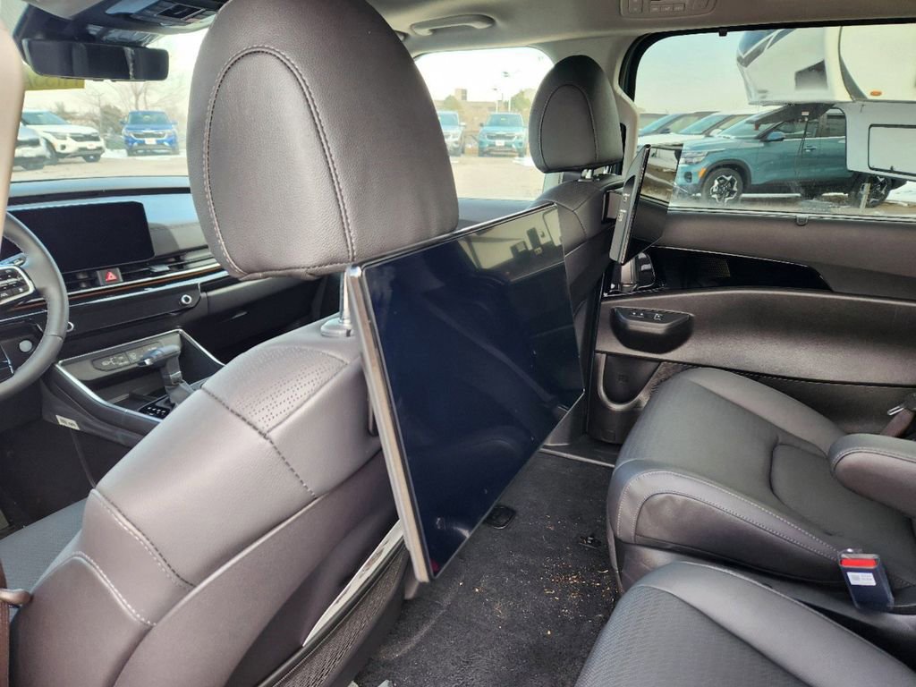 New 2025 Kia Carnival SX Prestige image 12