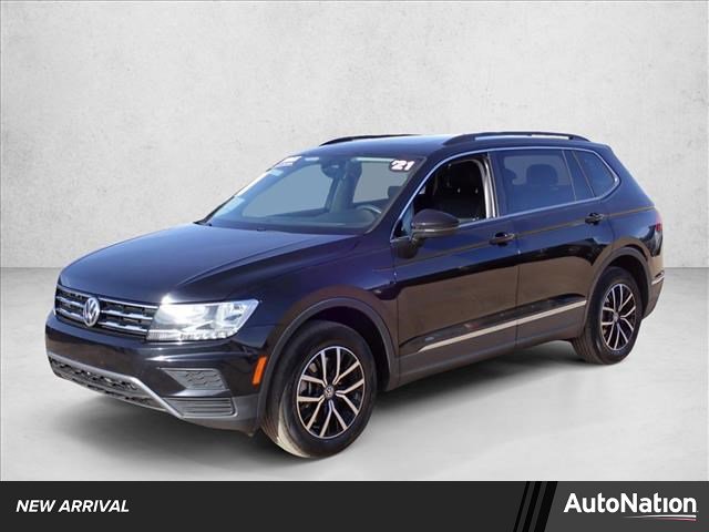Used 2021 Volkswagen Tiguan SE R-Line image 1