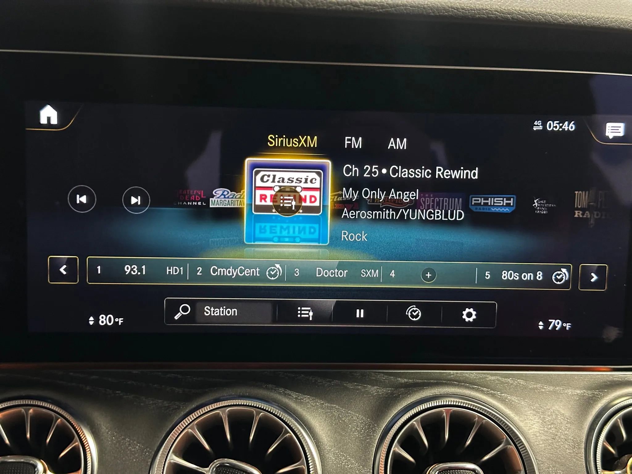 Used 2023 Mercedes-Benz E 450 Coupe image 31