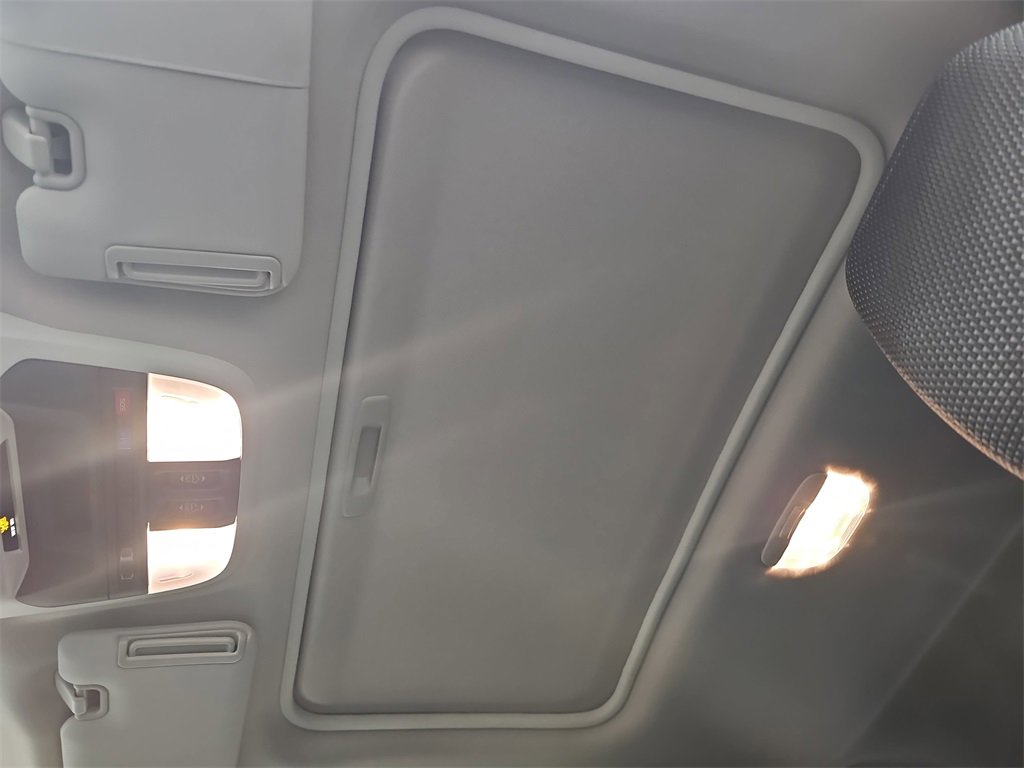 Used 2024 Subaru Crosstrek 2.0i Premium image 29