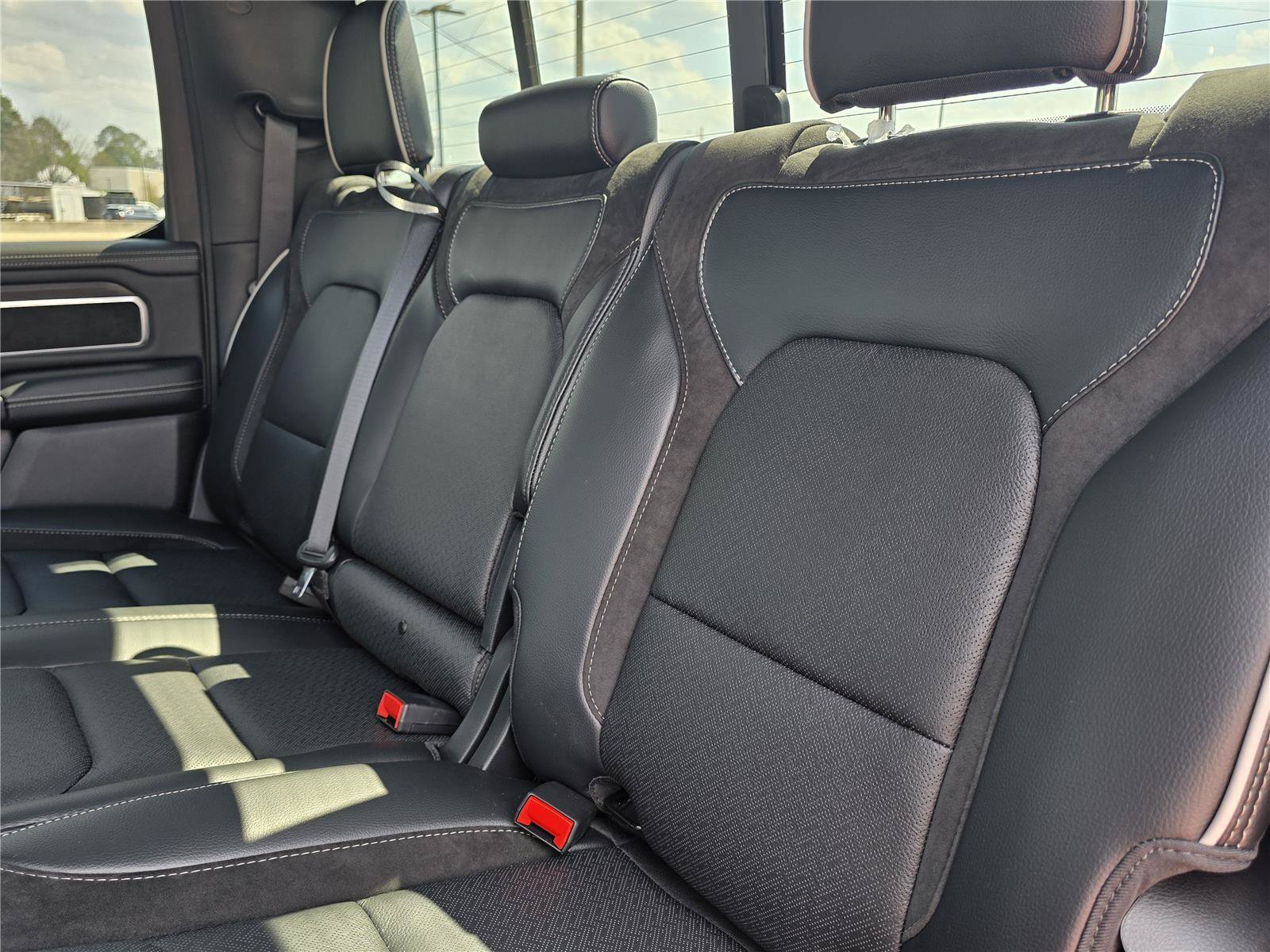 New 2026 RAM 1500 Laramie w/ Night Edition AWD/4WD image 33