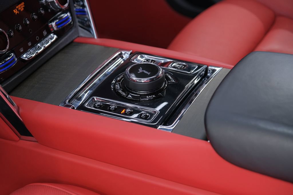 Used 2019 Rolls-Royce Cullinan AWD/4WD image 15