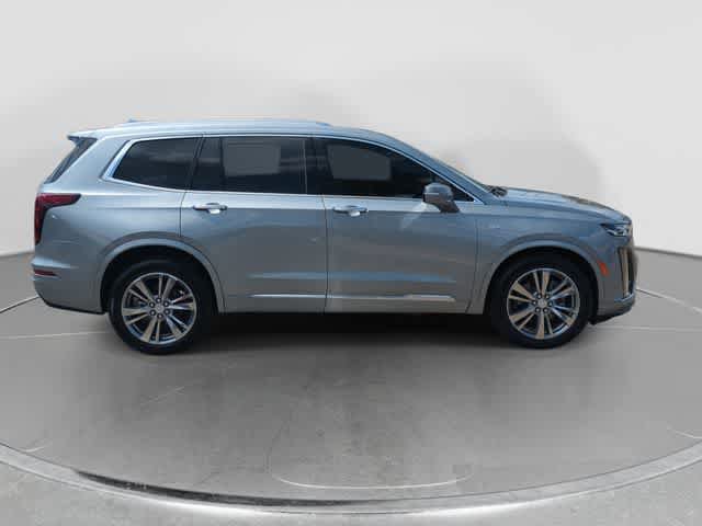 Used 2025 Cadillac XT6 Premium Luxury w/ LPO, Floor Liner Package FWD image 9
