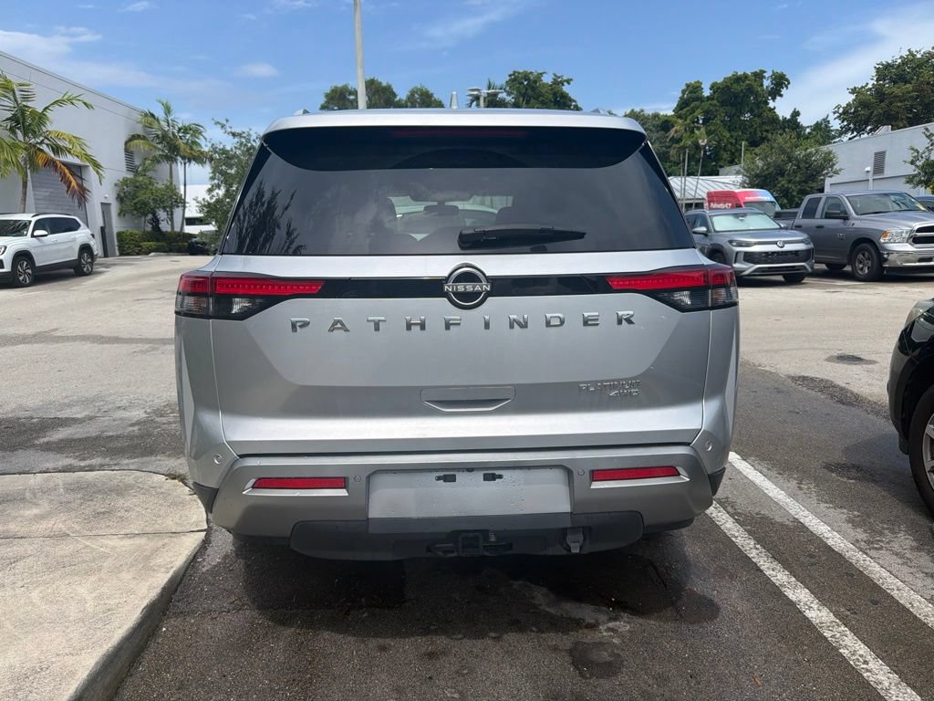 Certified 2022 Nissan Pathfinder Platinum w/ Cargo Package AWD/4WD image 5