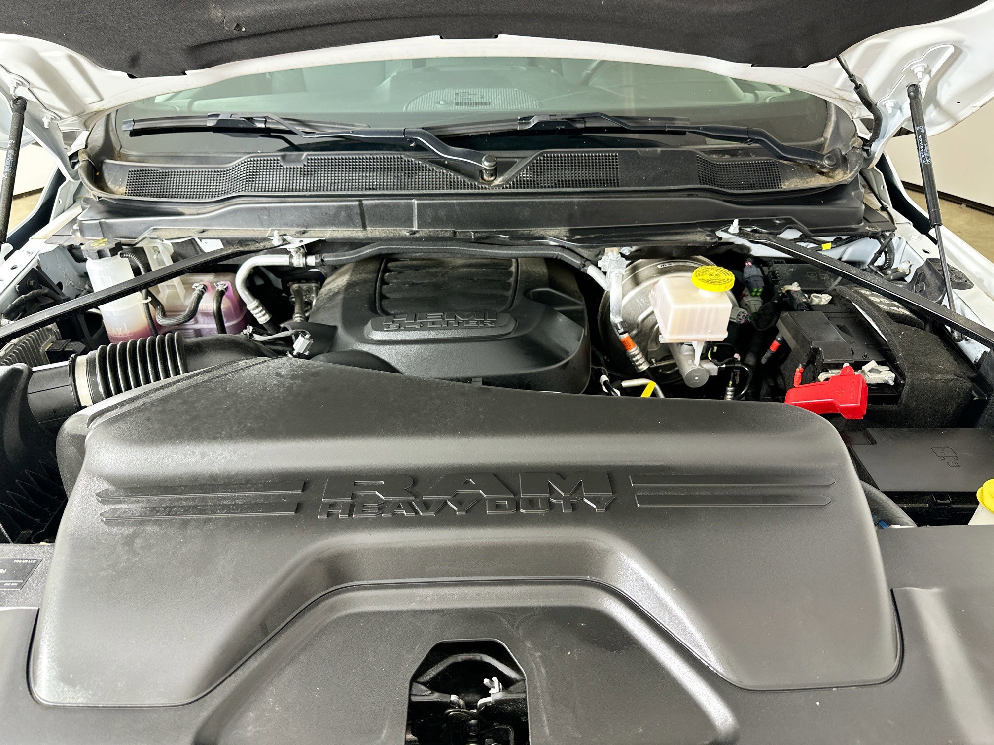 Certified 2024 RAM 2500 Tradesman AWD/4WD image 35