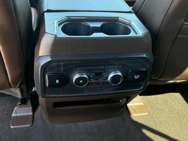 Used 2022 Ford Expedition King Ranch AWD/4WD image 26