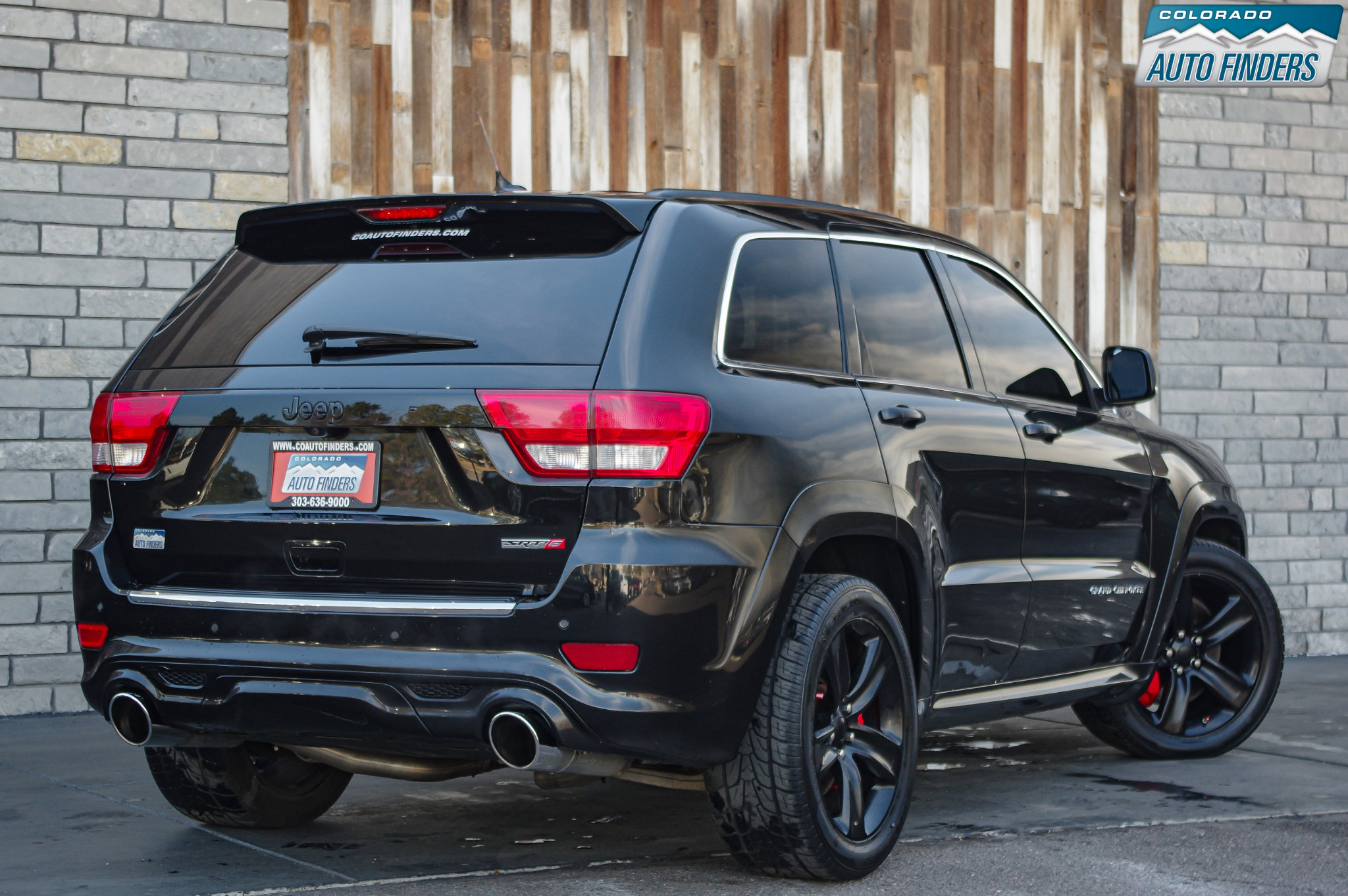 Used 2012 Jeep Grand Cherokee SRT8 w/ Luxury Group II image 7